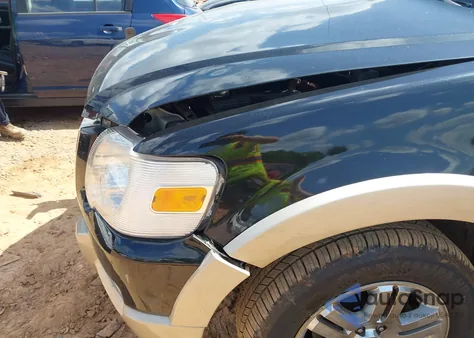 2010 Ford Explorer Eddie Bauer из США, поврежденный, VIN 1FMEU6EE6AUA07915